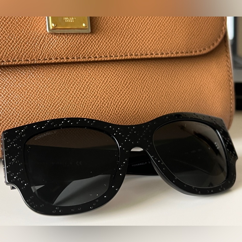 CHANEL Acetate Strass Rectangle Sunglasses 5421B Black with Wallet